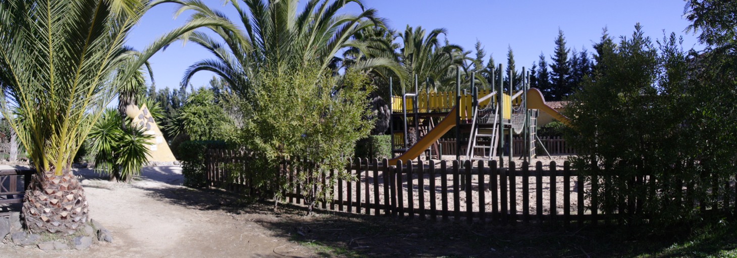 [4] 211208 logos zoo, jpg, 2 images, IMG_4759 - IMG_4760 - 1460x512 - SCUL-Smartblend.jpg - Aire de jeu pour enfants